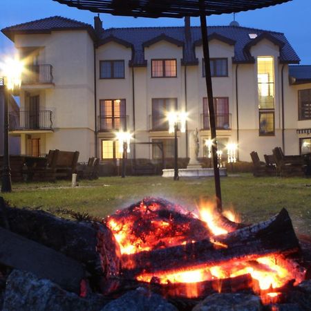 Orw Magnat Otel Zieleniewo  Dış mekan fotoğraf