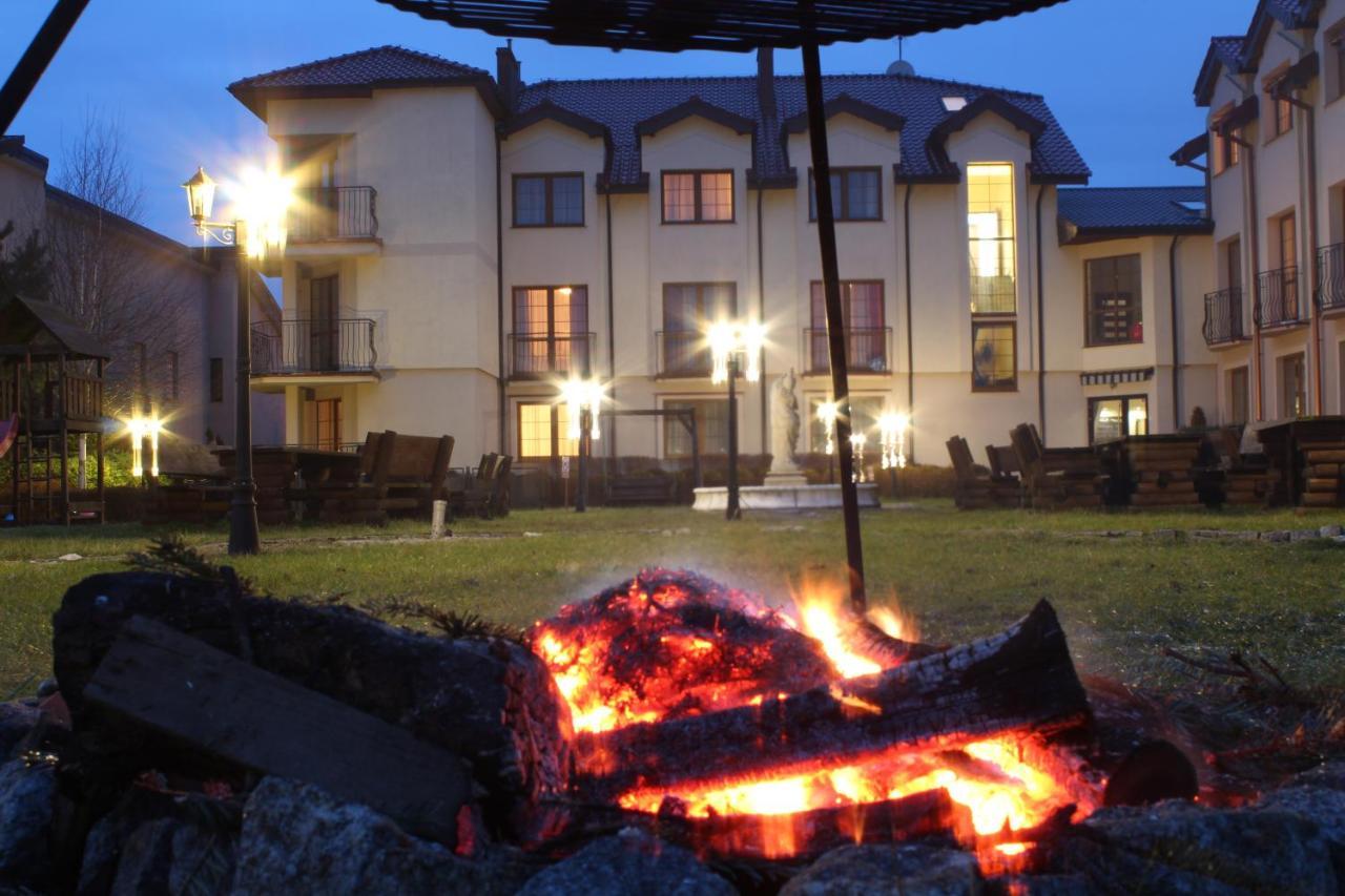 Orw Magnat Otel Zieleniewo  Dış mekan fotoğraf